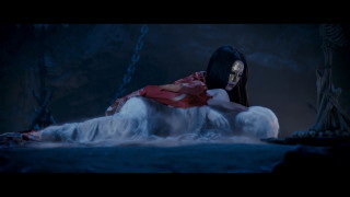 Woman white dress bed chains - chain free wallpaper for desktop