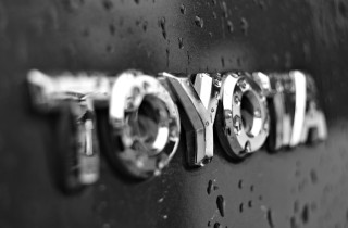 Toyota close up car grill - shallow free wallpaper for desktop