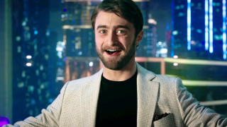 Man suit funny face cityscape - dan luvisi free wallpaper