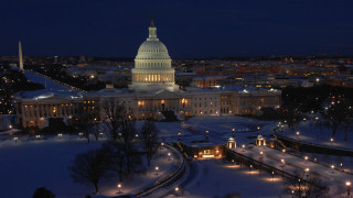 Capital building night view top - regionalism free wallpaper