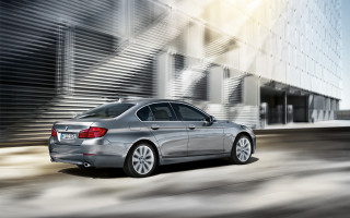 Silver car driving street tall 2 - roof free wallpaper