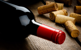 Wine bottle wooden table corks - cao zhibai free wallpaper for desktop