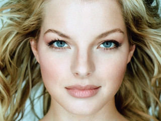 Woman blue eyes blonde hair 11 - blue eye and blonde hair free wallpaper