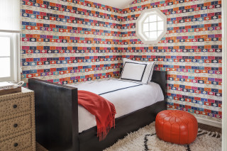 Bedroom maximalism cubist vibrant antennae - a rug free wallpaper