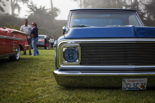 Couple people parked car grass - parked free wallpaper for desktop