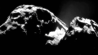 Black white mountains snow background - sense of awe free wallpaper