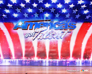 Man stage american flag americas - a stage free wallpaper for desktop