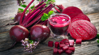 Beets juice wooden table red - a wooden table free wallpaper