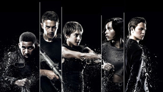 People holding guns rain water - a sery of images free wallpaper