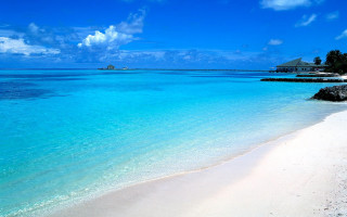 Beach blue sky clear water 2 - a white sand beach free wallpaper