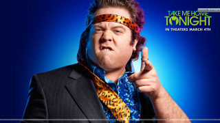 Man suit tie cellphone funny - a funny face free wallpaper