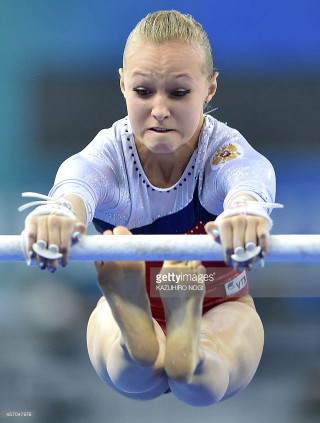 Olympic gymnastics unevenbars elina karimova - round free wallpaper for mobile