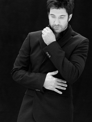 Man suit hands together looking - looking free wallpaper for mobile