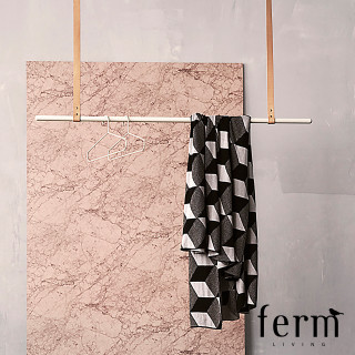 Towel hanging clothes rack clothes - a towel free wallpaper for tablet