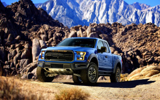 Blue truck dirt road mountains - a dirt road in front free wallpaper