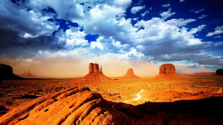 Desert landscape cloudy sky foreground - a few mountain free wallpaper for desktop
