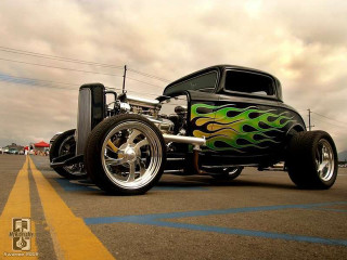 Black green hot rod street - a yellow line free wallpaper