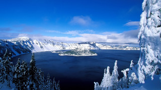 Lake snow trees mountains blue 4 - a blue sky above free wallpaper