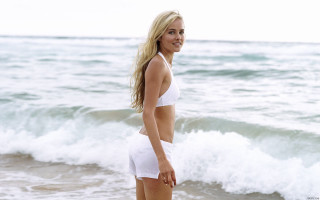 Woman white bikini beach ocean 2 - daphne fedarb free wallpaper