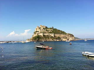 Small boat island castle water - cagnaccio di san pietro free wallpaper for desktop