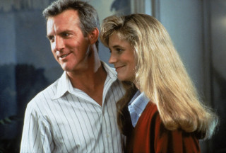 Man woman standing room window 3 - a room free wallpaper for desktop