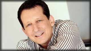 Man striped shirt smiling hands - david lazar free wallpaper for desktop