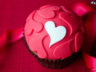 Cupcake heart table pink ribbon - a cupcake free wallpaper