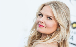 Blonde woman red lipstick smiling 2 - emma geary free wallpaper