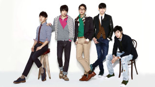 Young men sitting chair white - choi buk free wallpaper