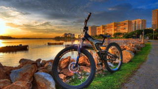 Bike rock wall water boats 2 - a bike free wallpaper
