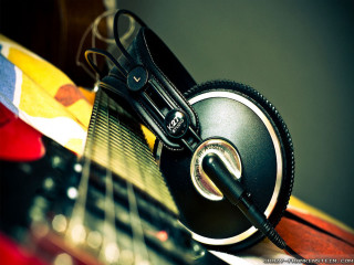 Guitar headphones strap case surfboard - studio quality free wallpaper for desktop