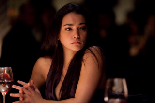 Woman sitting table glass wine 12 - leesha hannigan free wallpaper for desktop