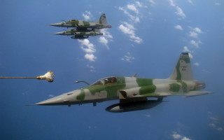 Jets flying blue sky clouds - boetius adamsz bolswert free wallpaper for desktop