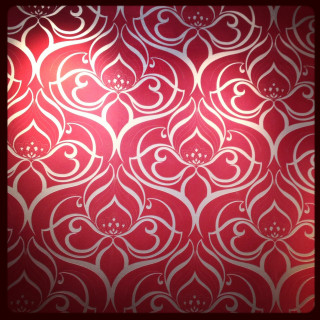 Red wall white pattern silkscreen - a red wall free wallpaper for tablet