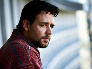 Bearded man red shirt serious - clear eye free wallpaper