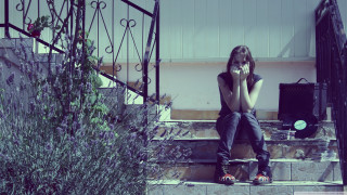 Woman sitting stairs hands face - a set of stairs free wallpaper for desktop