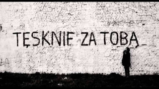 Person standing graffiti wall teksnie - david wojnarowicz free wallpaper