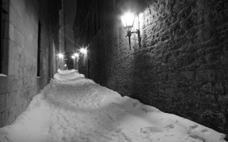 Narrow alley snow streetlights stone - narrow free wallpaper