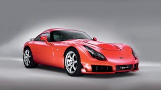Red sports car studio photo 7 - adam szentpétery free wallpaper