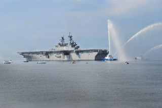 Large ship water fountain boats - photograph free wallpaper