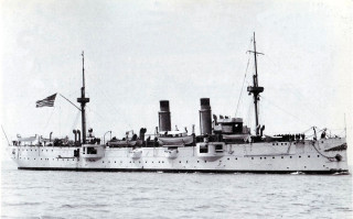 Large white ship water flag 2 - dong yuan free wallpaper