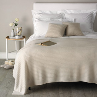 Bed white comforter flowers nightstand - a vase free wallpaper for tablet