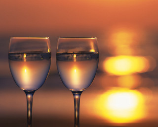 Wine glasses water table blurry - florianne becker free wallpaper for desktop