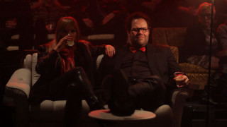 Man woman couch drinking dark - a dark room free wallpaper for desktop