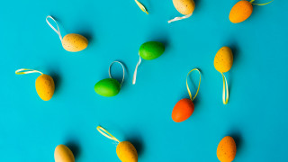 Eggs candy string bow food - product photography free wallpaper