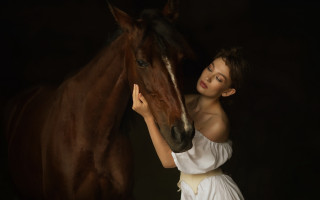 Woman white dress horse dark - anka zhuravleva free wallpaper