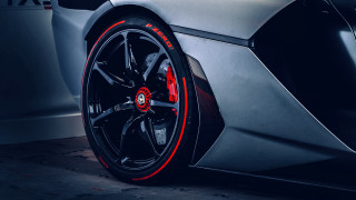 Car wheel red stripes black - rim free wallpaper