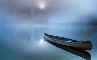 Canoe lake foggy night fullmoon - the foggy day free wallpaper