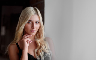 Eszter blonde portrait blackdress blueeyes - her hand free wallpaper