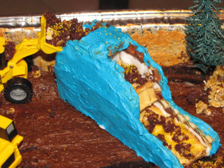 Cake construction vehicle tractor tree - carol bove free wallpaper